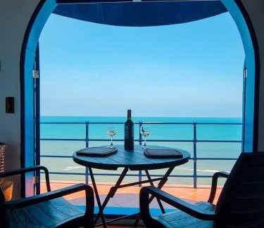 Ballenita Hotel | Hosteria Farallon Dillon