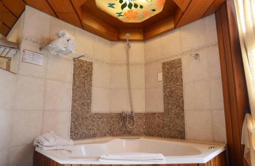 Villa Gesell Hotel | Hosteria Tequendama Classic & Resort