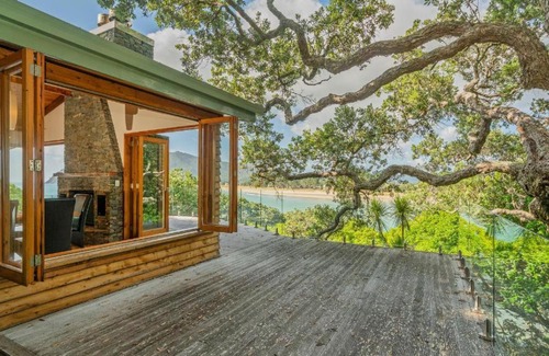 Whitianga House | Hosts on the Coast Te Whare Rakau