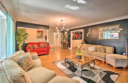 Hot Springs House | Hot Springs Home Walk to Oaklawn!