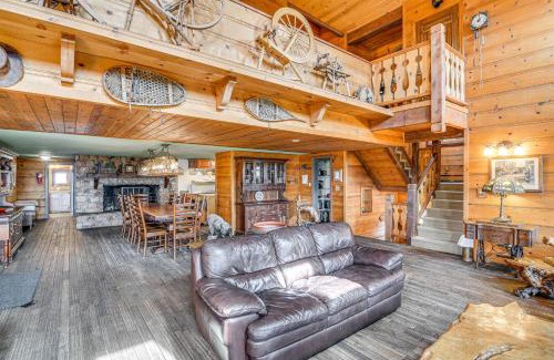 Tahoe Village House | Hot Tub and Mtn Views Grand Mountain Chalet