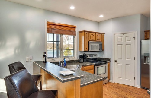 Cadiz House | Hot Tub, Dock & Views: Waterfront Home in Cadiz!