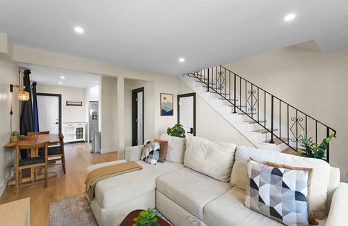 Alamitos Beach House | Hot Tub - EV Charger - Firepit - Spacious Garage!