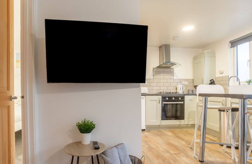 Helford Passage House | Hot Tub Lodge 3 by Interhome