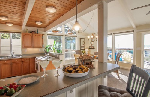 Bayshore House | Hot Tub! Ocean Views and Short Walk to Sandy Beach! Game Room!