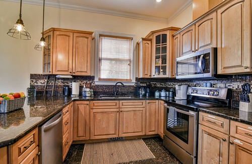 Asheville House | Hot tub/sauna with mountain views minutes from downtown