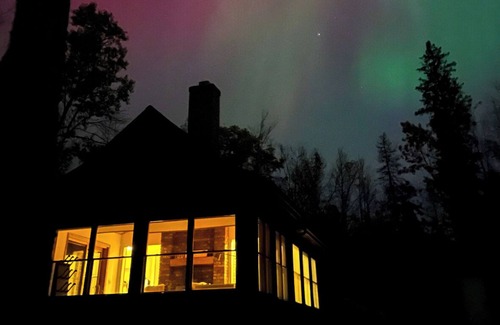 Ojibwa Cabin | Hot Tub, WIFI, 2 Kings-Peak Fall Color Now!