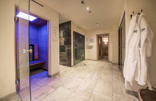 Sankt Anton am Arlberg Hotel | Hotel ∙ 5 guests
