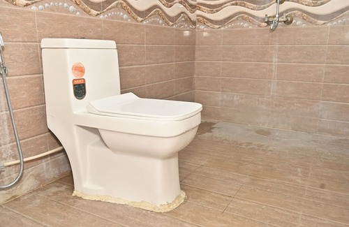 Lucknow Hotel | Hotel A One Inn
