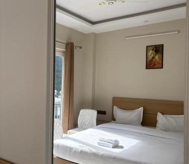 Khattalwada Hotel | Hotel Abline the Oaks