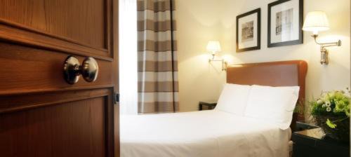 Rione IX Pigna Hotel | Hotel Albergo Santa Chiara