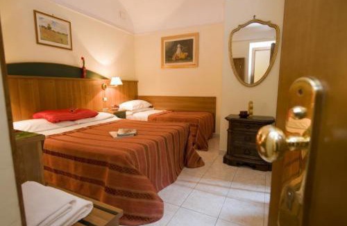 Rome City Centre Hotel | Hotel Altavilla
