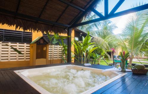 Leticia Cabin | Hotel Amazon Bed And Breakfast