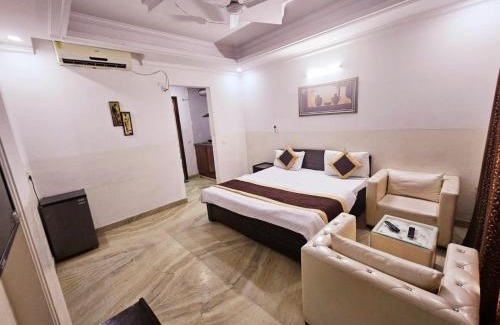 Gurugram Bed & Breakfast | Hotel Ashiyana Elite I Near Dlf Golf Course Road I Gurgaon