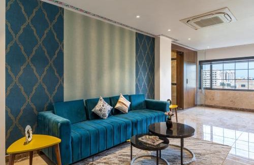 Mahmoorganj Hotel | Hotel Atlantiis Suites Near Kashi Vishwanath temple