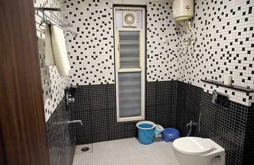 Marhi Hotel | Hotel Badrika Inn