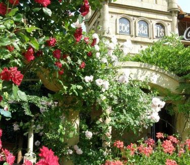 Komarno Hotel | Hotel Bow Garden