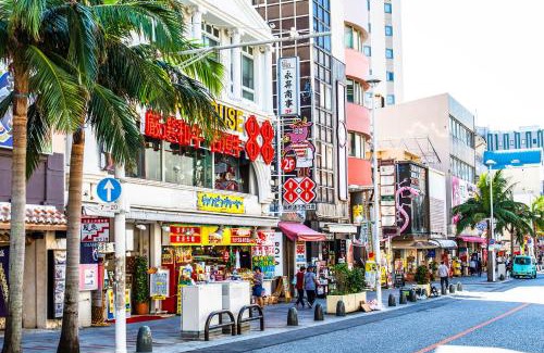Naha City Centre Apartment | HOTEL bright color MHM Naha