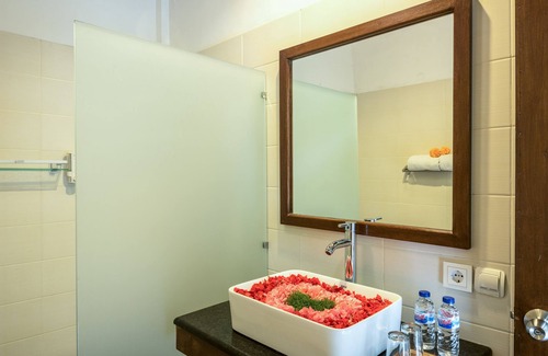 Kedewatan Hotel | Hotel Bunga Permai