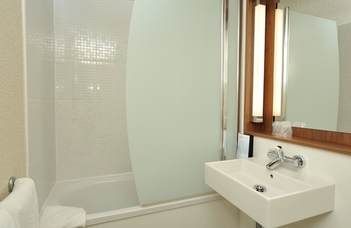 Seyssins Hotel | Hotel Campanile Grenoble Sud - Seyssins