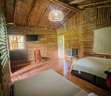 Roldanillo House | Hotel Campestre Campos Verdes