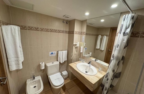 Castelldefels Hotel | Hotel Canal Olimpic