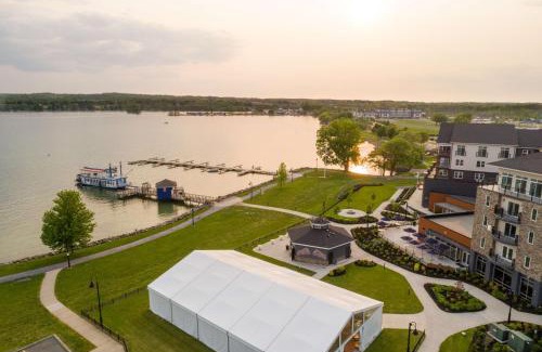 Canandaigua Hotel | Hotel Canandaigua, Tapestry Collection By Hilton