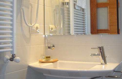 Roses Town Center Hotel | Hotel Carmen