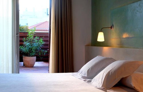 Roses Town Center Hotel | Hotel Carmen