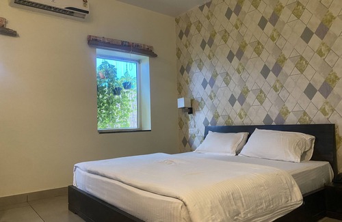 C-Scheme Bed & Breakfast | HOTEL CEDAR - A luxury Home StaynLocated in Center Of Jaipur.n