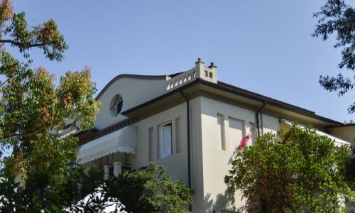 Lido di Camaiore Hotel | Hotel Club i Pini - Residenza d'Epoca in Versilia