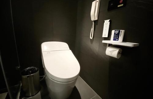 Pudong Hotel | Hotel Coka Chuansha Metro - Shanghai PVG Airport