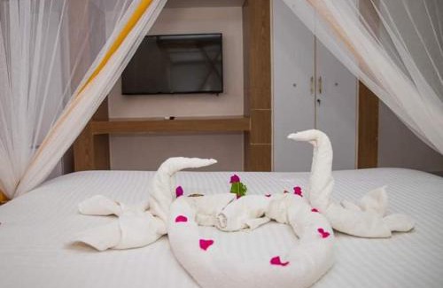 Diani Beach Apartment | Hotel deluxe room-with breakfast