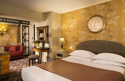 Latin Hotel | Hotel des Grands Hommes