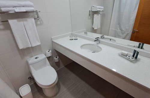 Pudahuel Hotel | Hotel Diego de Almagro Pudahuel Aeropuerto