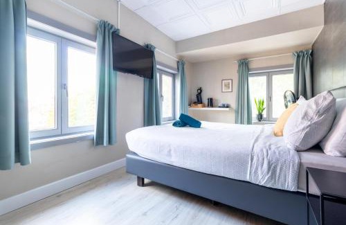 Historical Center Bruges Hotel | Hotel Entree - Canal View Bruges