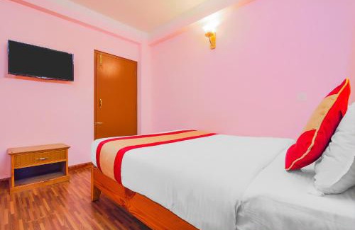 Nagarkot House | Hotel Everest Window View