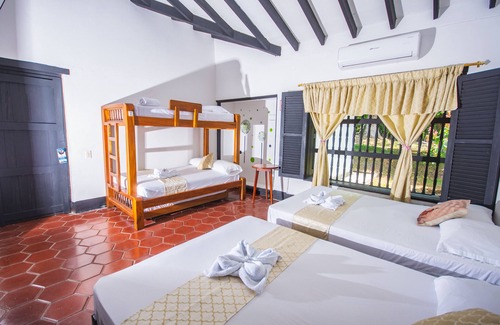 San Jeronimo Hotel | Hotel Familia Casa Blanca