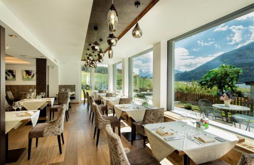 St. Valentin auf der Haide Hotel | Hotel Fernblick