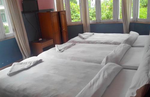 Pokhara Hotel | Hotel Fishtail Villa