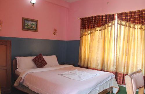 Pokhara Hotel | Hotel Fishtail Villa