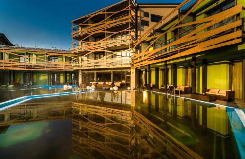 Besenova Hotel | Hotel Galeria Thermal Bešeňová