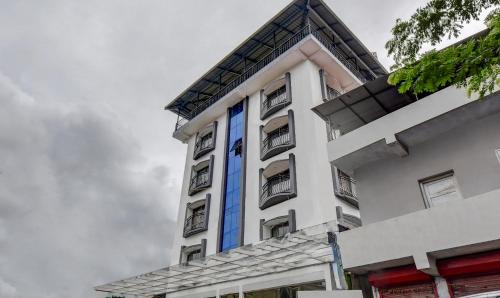 Kochi Hotel | Hotel Garden Inn