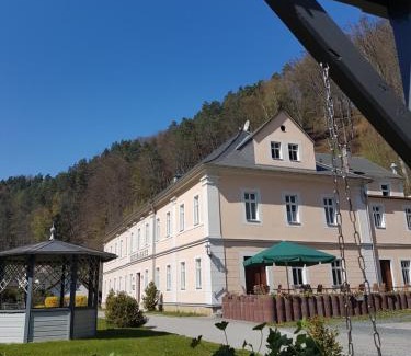 Bad Schandau Hotel | Hotel Garni Dekorahaus