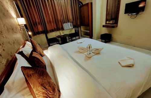 Sindhi Camp Hotel | Hotel Gaurav