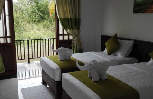 Dambulla Hotel | Hotel Golden Ray