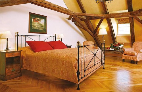 Hall In Tirol Hotel | Hotel Goldener Engl