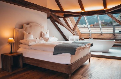 Hall In Tirol Hotel | Hotel Goldener Engl