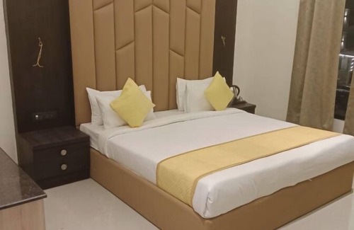 Agra Hotel | Hotel Grand Empire