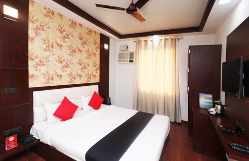 Taj Ganj Hotel | Hotel Grand Sparrow Inn